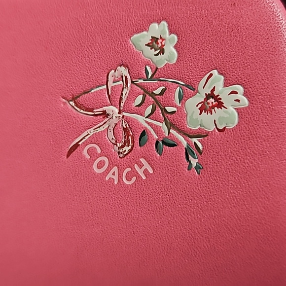 COACH 1941 DINKY Bag in Pink, with Floral Bow Print. Limited edition Collection - Picture 13 of 13